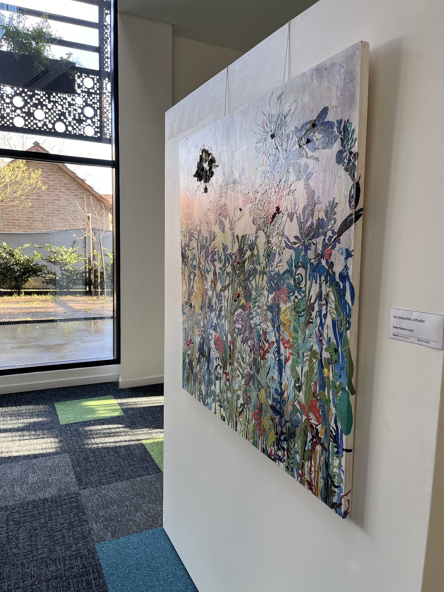 Registro visual de una exposición de Estela Pacheco